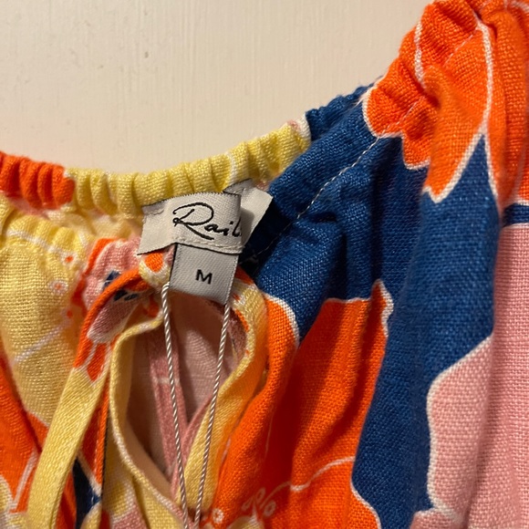 Brand new Rails Sun never worn with tags. Size medium. Comes with bag - Picture 4 of 6